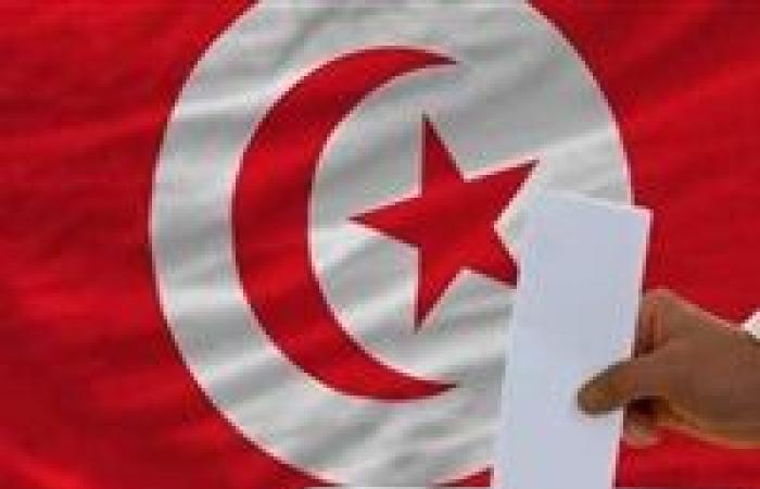 "نشر صورة ظافر عابدين".. مشاهد الانتخابات التونسية