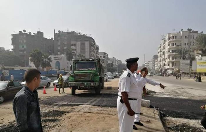 صور.. المرور يغلق شارع الهرم جزئيا حتى صباح الأحد للعمل فى "المترو".. مصدر: نقل المرافق عند تقاطع ترعة الزمر يتم ليلا وينتهى 5 صباحا.. حارة لسير السيارات فى الاتجاهين دون تحويلات.. وغرف عمليات لمتابعة الحركة