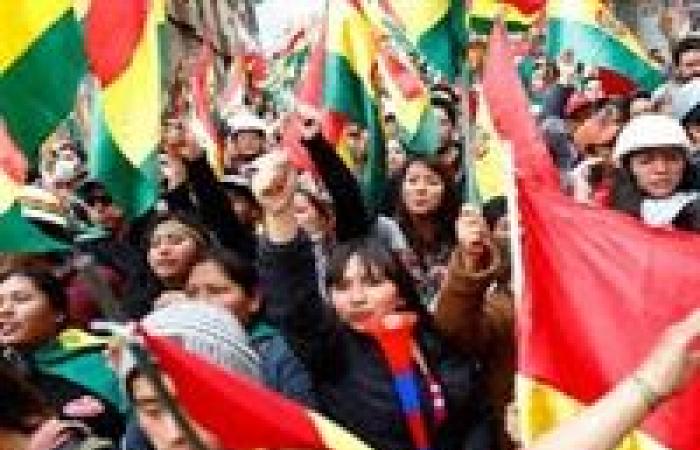 "استقالة الرئيس".. ماذا يحدث في تظاهرات "بوليفيا"؟