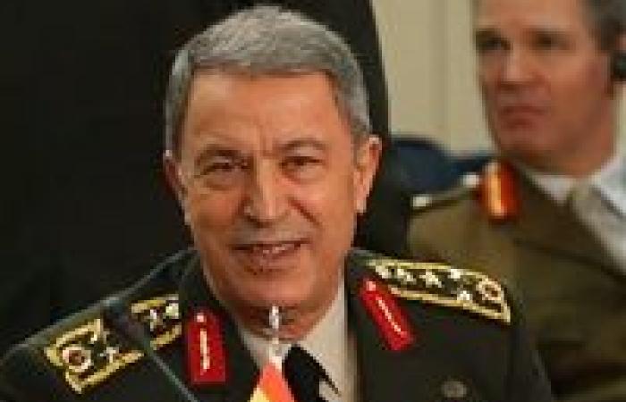 لا يكف عن التدخل في شئون الدول.. السجل الأسود لوزير الدفاع التركي