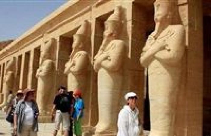 "وجهة آمنة وترحيب فائق".. شهادات عالمية تروج للسياحة في مصر