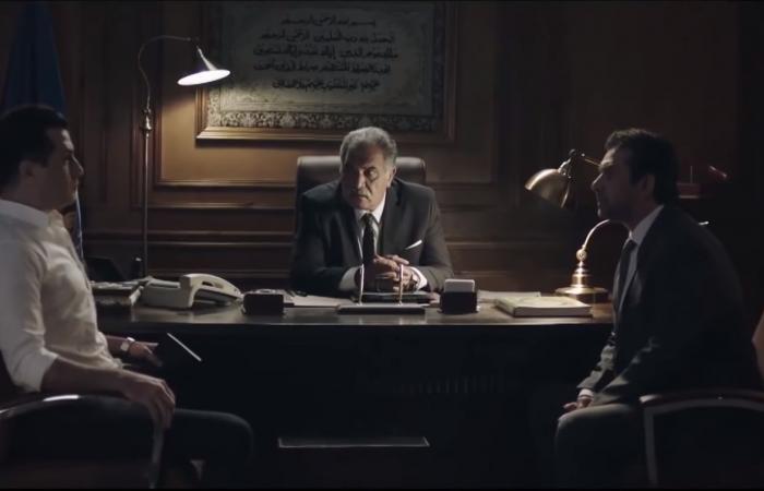 مسلسل الاختيار 2 الحلقة 10.. عرض مشاهد حقيقية من جنازة الشهيد محمد مبروك وحضور الضابط الخائن محمد عويس متظاهرا بالبكاء.. القبض على أحد منفذى عملية الاغتيال ويعترف بأن اسم الضابط زكريا يونس فى قائمة الاغتيالات