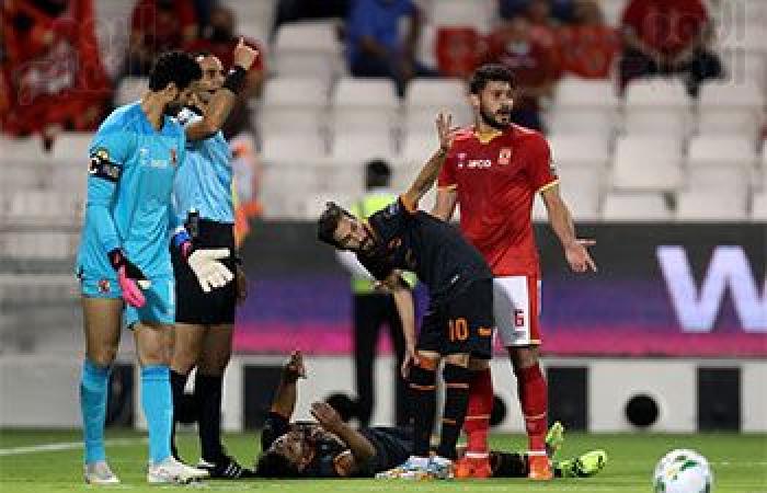 الأهلى يواصل التحليق فى سماء البطولات.. المارد الأحمر يتوّج بالسوبر الأفريقى السابع.. بطل القارة يسقط نهضة بركان بثنائية شريف وصلاح.. كتيبة موسيمانى تحسم اللقاء بأداء جيد أمام الفريق المغربى