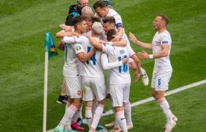 مواجهات نارية فى الجولة الثانية بـ يورو 2020 اليوم .. صراع من نوع خاص بين إنجلترا واسكتلندا.. كرواتيا تستدرج التشيك لاستعادة الكبرياء.. والسويد تسعى لتفادى المفاجآت أمام سلوفاكيا