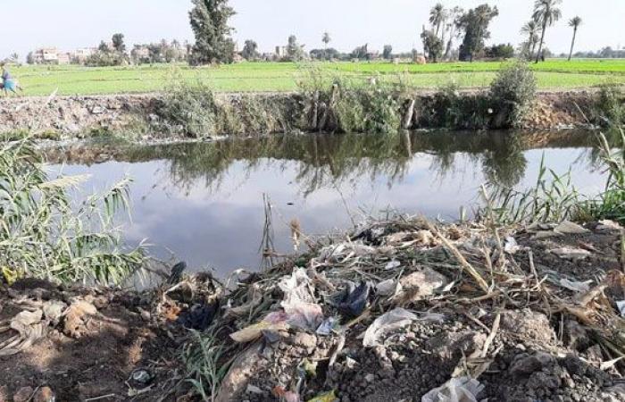 بعد خروجه من العناية.. عريس الشرقية يروى تفاصيل وفاة عروسته بالفستان الأبيض وشقيقته وخاله ليلة الزفاف غرقا بمصرف صفط.. "سعيد": نطقنا الشهادة داخل السيارة.. وخالى كان أخ وصديق ونعيش أصعب لحظات حياتنا.. فيديو