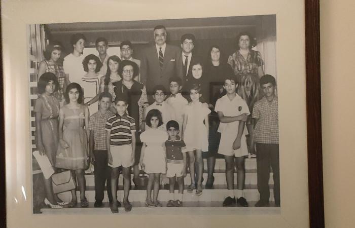 متحف مقتنيات الزعيم جمال عبد الناصر بأسيوط يضم صورا تعبر عن مراحله العمرية