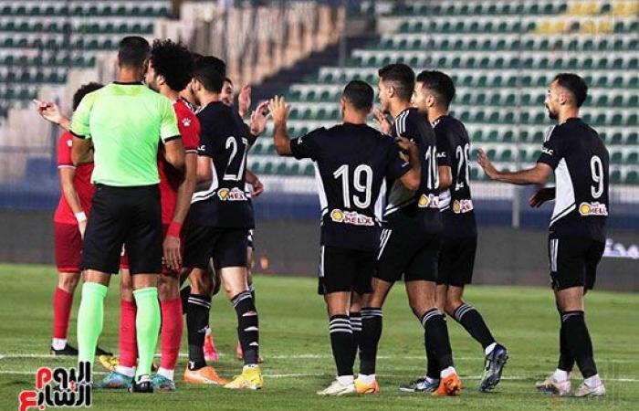 الأهلي يستعيد قمة الدورى ويُرسل حرس الحدود لدورى القسم الثانى.. المارد الأحمر يفوز بثلاثية نظيفة.. كتيبة كولر تواصل التفوق المحلى فى أول مباراة بعد التتويج الأفريقى.. والأهداف من نصيب طاهر وعبد القادر وهدف عكسى