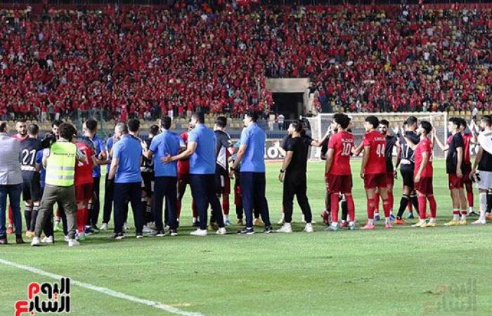 الأهلي يستعيد قمة الدورى ويُرسل حرس الحدود لدورى القسم الثانى.. المارد الأحمر يفوز بثلاثية نظيفة.. كتيبة كولر تواصل التفوق المحلى فى أول مباراة بعد التتويج الأفريقى.. والأهداف من نصيب طاهر وعبد القادر وهدف عكسى