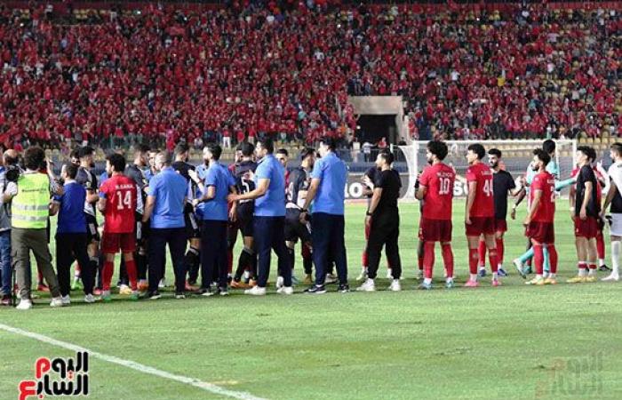 الأهلي يستعيد قمة الدورى ويُرسل حرس الحدود لدورى القسم الثانى.. المارد الأحمر يفوز بثلاثية نظيفة.. كتيبة كولر تواصل التفوق المحلى فى أول مباراة بعد التتويج الأفريقى.. والأهداف من نصيب طاهر وعبد القادر وهدف عكسى