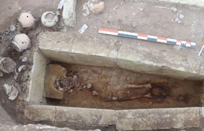 العثور على 1000 مدفن وقرية من القرون الوسطى في فرنسا