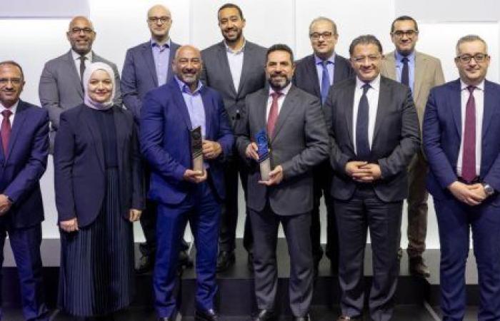 أوكلا العالمية تمنح المصرية للاتصالات جائزة "أسرع شبكة إنترنت أرضي في شمال أفريقيا"