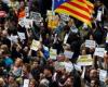 الأغنياء يفرون من كتالونيا إلى مدريد.. تحدى الاستقلال رعب لألاف الشركات فى الإقليم.. مدريد تستحوذ على 294 شركة كتالونية بمبيعات تصل لـ 696 مليون يورو.. واقتصاد الإقليم يتعرض لخسارة تدريجية