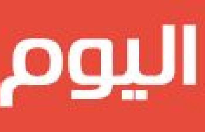 الصحف المصرية: الدولة تهزم صخرة "الرزاز".. نقيب المحامين: "الدستور الحالى مش أحسن حاجة وممكن نعمل أفضل منه".. البرلمان يكرم محمد صلاح.. ومنتخب نجوم العالم يواجه أفريقيا فى افتتاح استاد القاهرة