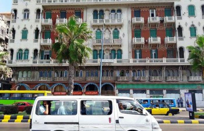 صور.. الزمن الجميل.. أفلام سينمائية لعبت فيها أماكن بالإسكندرية دور البطولة.. عمارة "ميرامار" بالشاطبى تتحدى الزمن.. والمنتزة مسرح أشهر كليبات "حليم وصباح وشادية".. و"الفقى وراقودة" مصيف ليلى مراد ويوسف شاهين