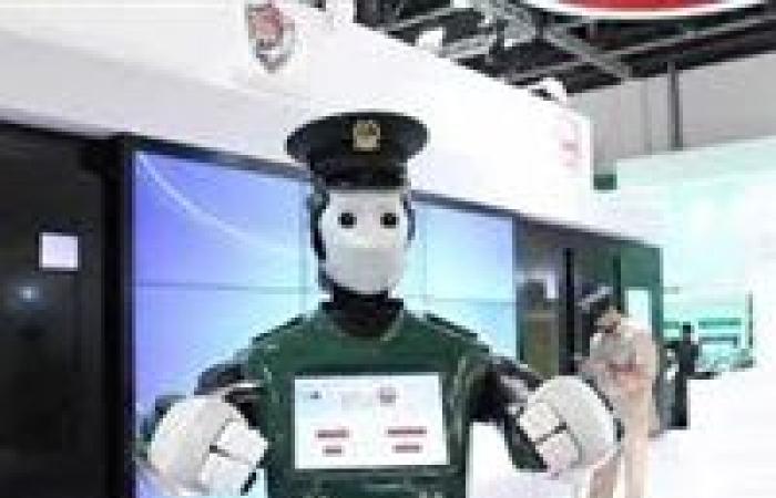 الإمارات تُبهر العالم..  تقديم أول روبوت للسعادة في مؤتمر جيتكس للتقنية 2019