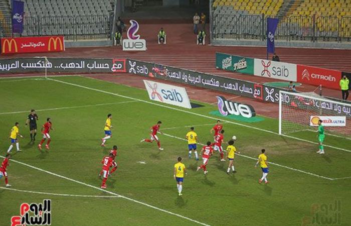 الأهلي يجني 4 مكاسب من إسقاط الإسماعيلي ببرج العرب.. مواصلة الزحف نحو قمة الدوري بعد الصعود للوصافة.. تجاوز أزمة الغيابات.. ترسيخ عقدة الإسماعيلي وتخطى صدمة التعادل أمام فيتا كلوب بدوري الأبطال.. فيديو وصور