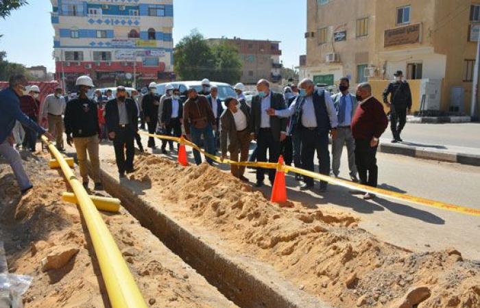 حلم عمره 60 عاما.. الوادى الجديد تحتفل بعيدها القومى بإنجاز مشروع توصيل الغاز الطبيعى.. استغرق تنفيذه 11 شهر فقط.. الخدمة تصل لــ5520 منزلا.. وإقبال كبير على تحويل السيارات للعمل بالغاز.. صور