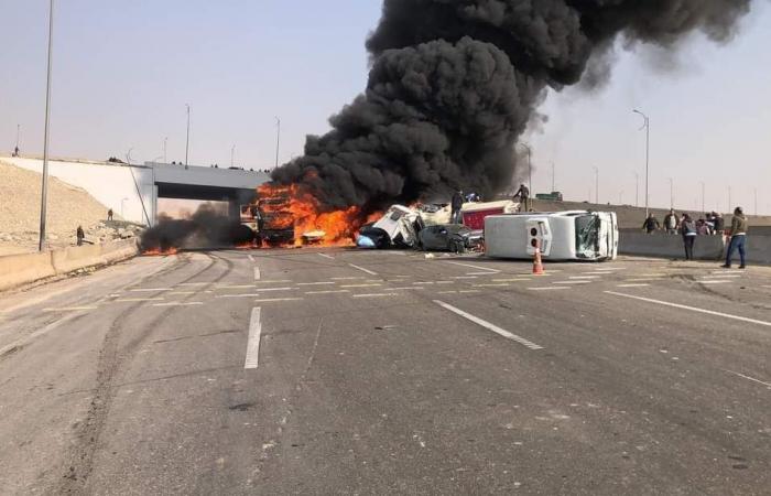 بعد حادث الأوسطى.. التريلات خطر يهدد حياة المواطنين.. خبراء يطالبون بتغليظ العقوبات على السائقين وإجراء تحاليل مخدرات.. وتركيب رادارات بالمحاور تحجم السرعات الزائدة للمقطورات.. و"المرور" يضع وصايا لتجنب الحوادث