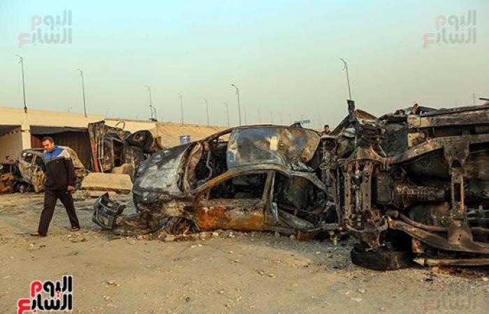 لحظات الرعب فى حادث الأوسطى.. المصابون لـ"اليوم السابع": شاهدنا الموت بأعيننا ولا نصدق أننا على قيد الحياة.. على: "كنت نايم صحيت على نار ولهب وعربيات مقلوبة".. ويؤكد: تواجد الإسعاف والشرطة أنقذ حياتنا.. فيديو