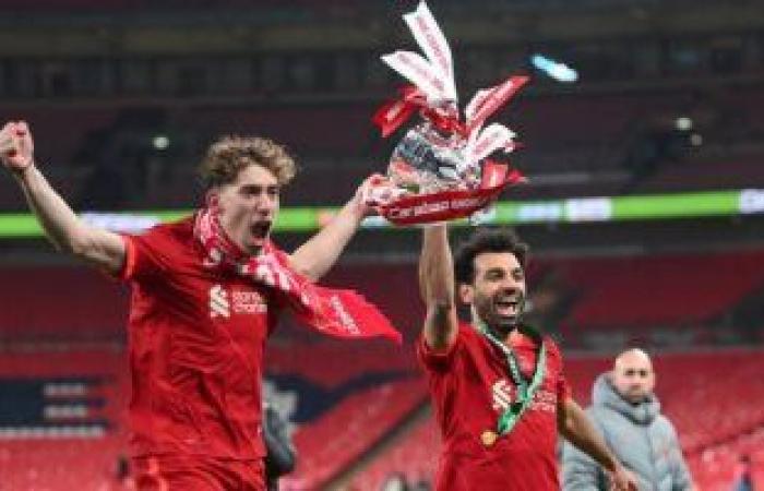 ليفربول يتوج بأول ألقابه فى 2022.. الريدز يخطف كأس الرابطة الإنجليزية بركلات جزاء ماراثونية ضد تشيلسي.. محمد صلاح يحصد لقبه الخامس مع الفريق.. وكتيبة كلوب تنفرد بصدارة قائمة الأكثر تتويجا باللقب.. فيديو وصور