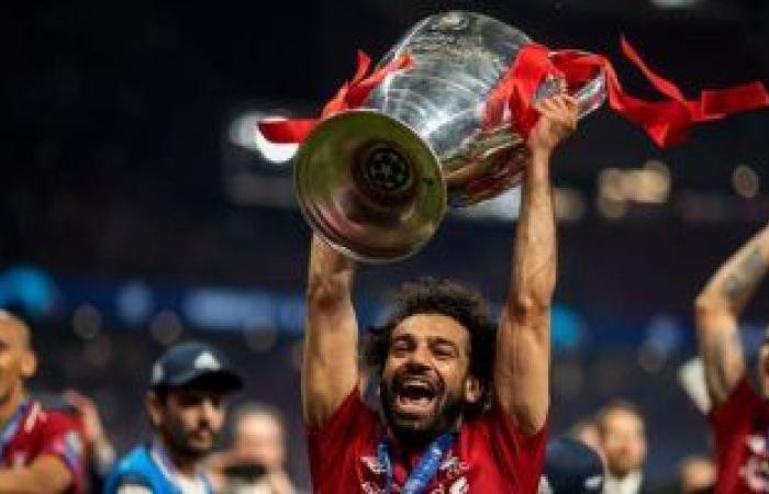 فى عيد ميلاد محمد صلاح.. النظام الغذائى للنجم المصرى العالمى.. طعامه صحى ومتوازن ولا يتبع "ريجيم".. يحب الأكل "البيتى" وموعد العشاء الثامنة.. الأكل النباتى طريقة لتعافيه من الإصابة.. وهذه وجبته المصرية المفضلة