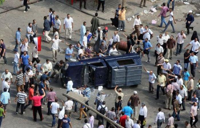 "مصر كانت رايحة فين من 11 سنة".. حرب شوارع وتقسيم ..إرهاب وعشوائيات .. نقص الوقود والسلع.. الصورة في 2022 شعب يبني جيش يحمي شرطة عصرية.. ودولة تخطو نحو المستقبل