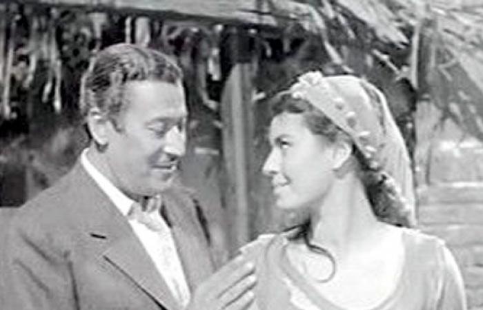 عظماء من زمن الحب والفن الجميل.. سميرة أحمد.. رحلة كفاح وصلت بها إلى واحدة من كبار صناع السينما.. تعاونت مع قطبى الغناء فريد وحليم.. قدمت روائع نجيب محفوظ وإحسان عبدالقدوس.. واكتشفت عددا من النجوم