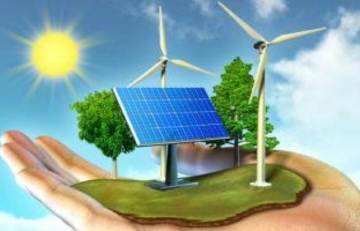 قطاع الطاقة المتجددة فى مصر يشهد ازدهارا بزيادة استثمارات القطاع الخاص لـ4.4 مليار دولار.. التخطيط: صندوق مصر السيادى يبرم 9 اتفاقيات إطارية بـ84 مليار دولار لإنتاج الهيدروجين الأخضر مع مطورين إقليميين وعالميين