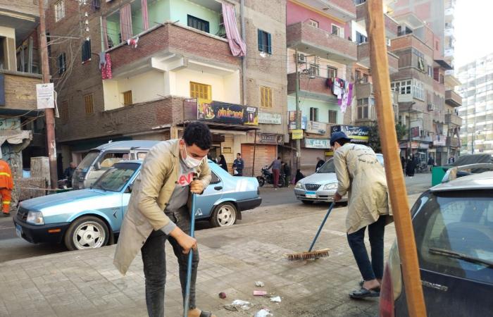 "خليك إيجابي".. مبادرة لتجميل مدينة طوخ بالقليوبية.. 300 شاب وفتاة يشاركون بالمبادرة.. رئيس المدينة: تقسيم الشباب لـ6 مجموعات.. توفير المعدات لمساعدتهم.. والشباب المشارك: خطوة نتمني استمرارها.. صور