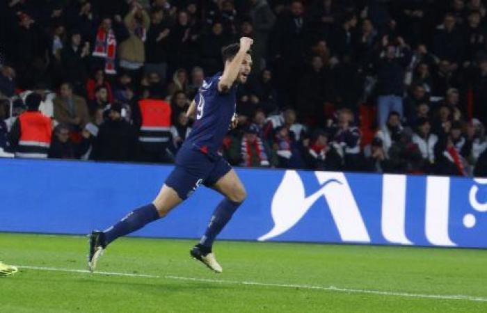 باريس سان جيرمان يتفوق على ليل 2-1 في الشوط الأول بالدوري الفرنسي