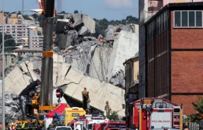 مصرع شخص وفقدان 4 آخرين إثر انهيار مبنى فى مدينة فلورنسا الإيطالية