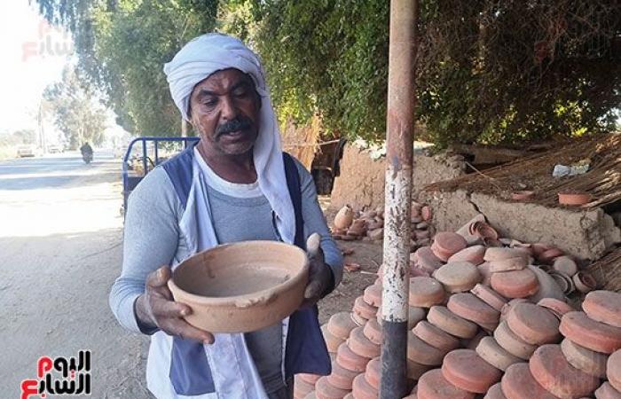 "العلاوى والقعابى والبلاص والبرام والماجور".. أشهر أسماء الأوانى الفخارية بسوهاج.. تستخدم للشرب وطهى وحفظ الطعام.. الخامات طبيعية ومقاومة للأمراض.. وتأتى من قنا وأسوان وتدل على فخامة العائلات.. صور