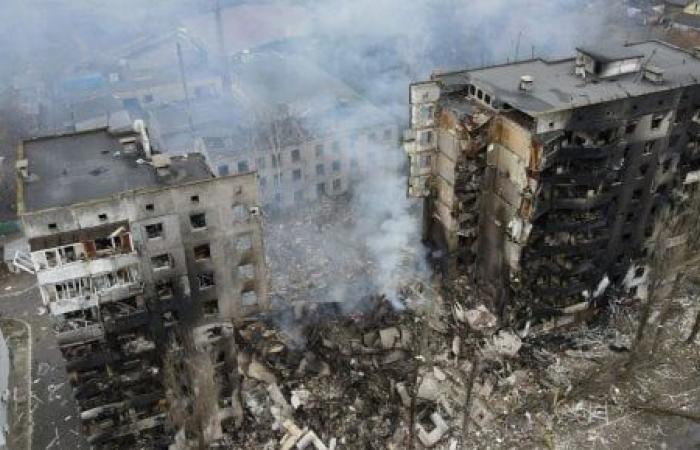 أوكرانيا: مقتل 3 أشخاص إثر هجمات روسية على مدينة دونيتسك